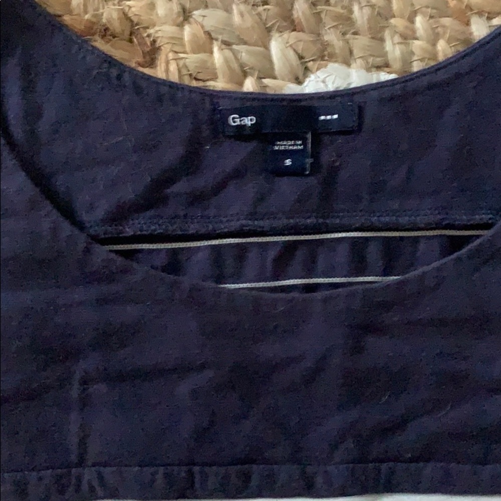 Gap - Picture 2 of 3